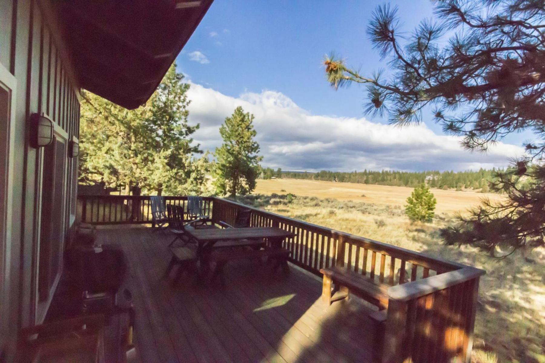 Meadow View Cabin Систерс Экстерьер фото